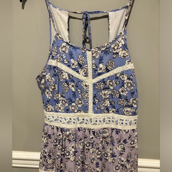 Women's Long Dress - Brand is Jessica Simpson Size Medium NWOT - Picture 2 of 9